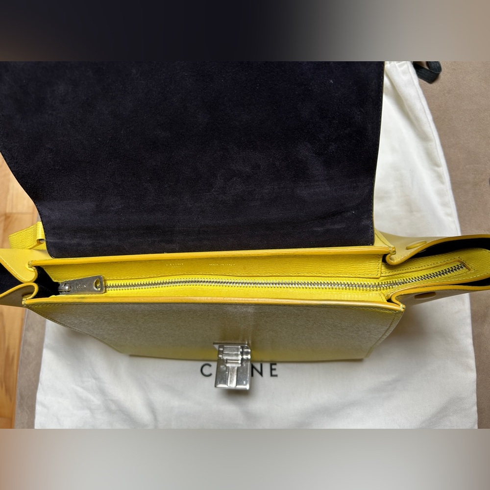 Celine Trapeze Calfskin Leather Bag - Picture 6 of 13